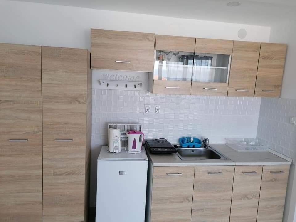 Crystal Blue Apartments Nea Kallikrateia Pokoj fotografie